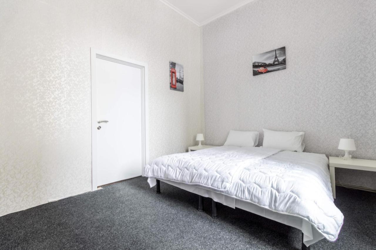 Hostel Best Time Lviv Kültér fotó