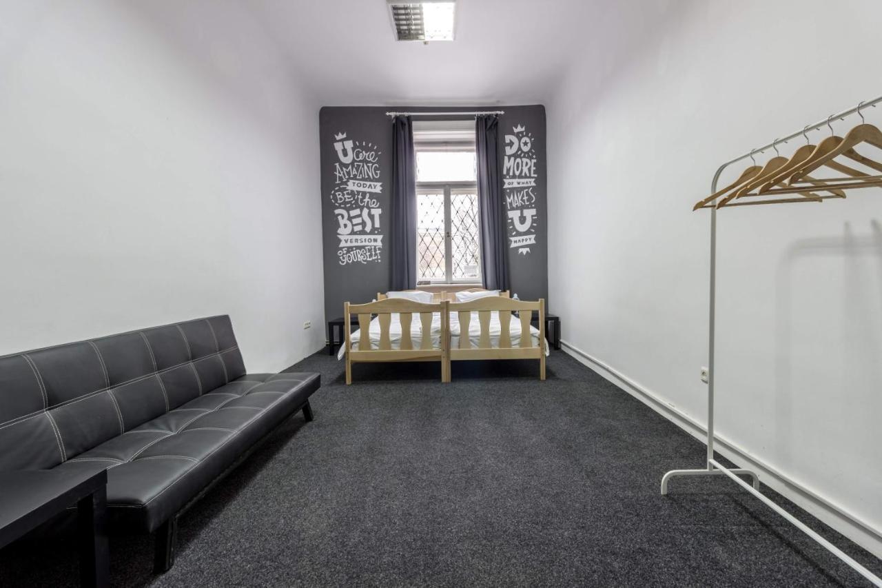 Hostel Best Time Lviv Kültér fotó