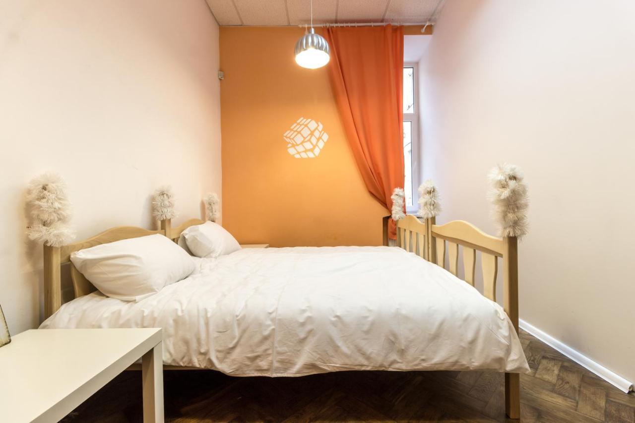 Hostel Best Time Lviv Kültér fotó