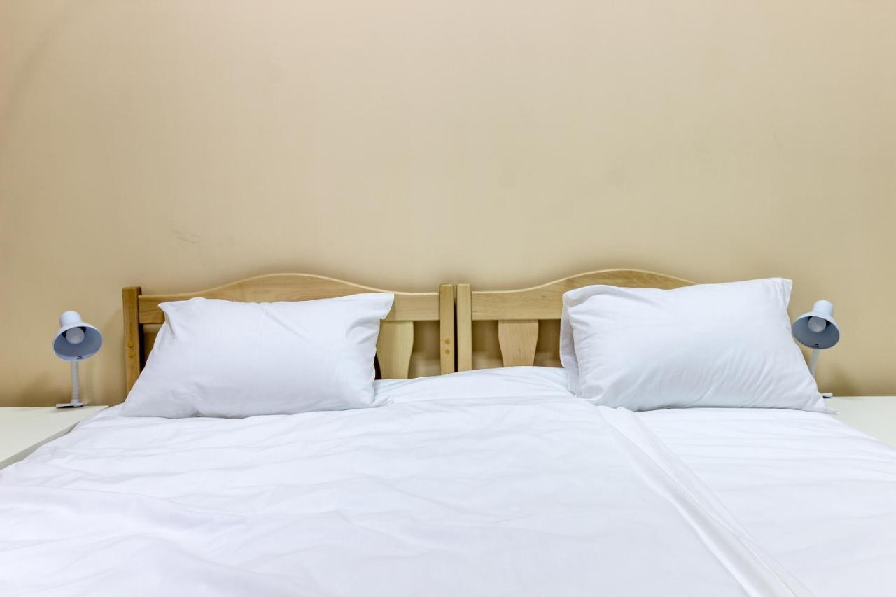 Hostel Best Time Lviv Kültér fotó