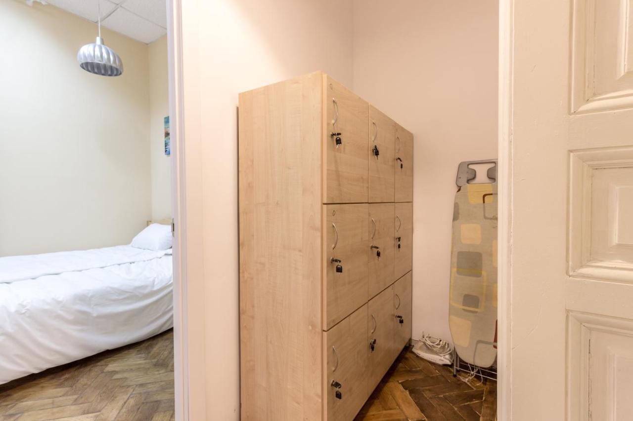 Hostel Best Time Lviv Kültér fotó