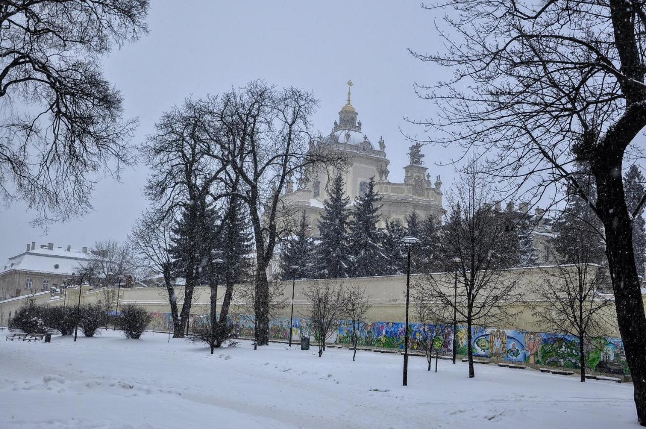 Hostel Best Time Lviv Kültér fotó